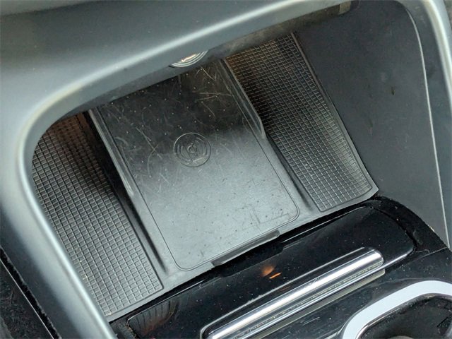 Used 2021 Volvo XC40 P8 Recharge w/ Advanced Package image 24