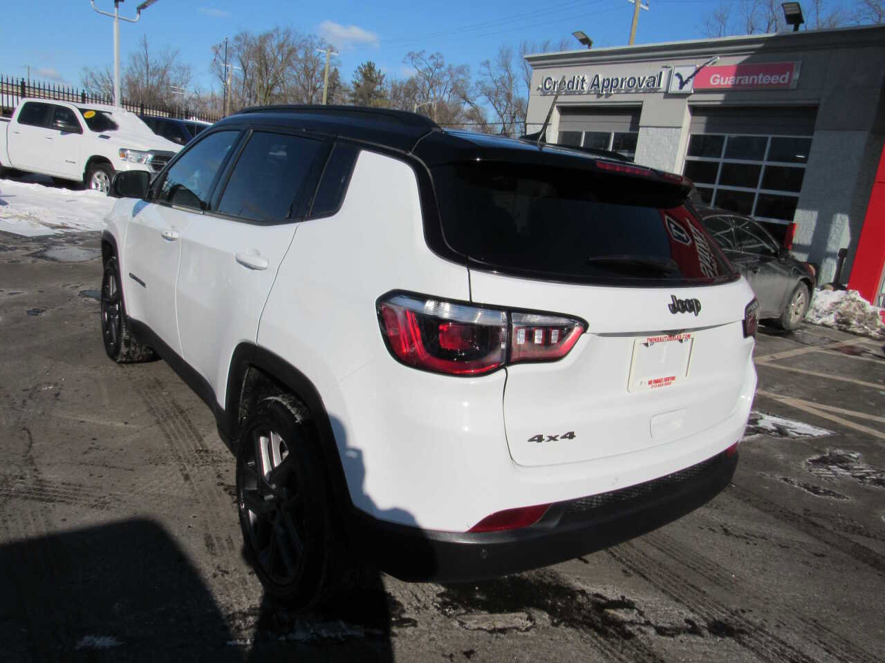 Used 2026 Jeep Compass Limited image 7