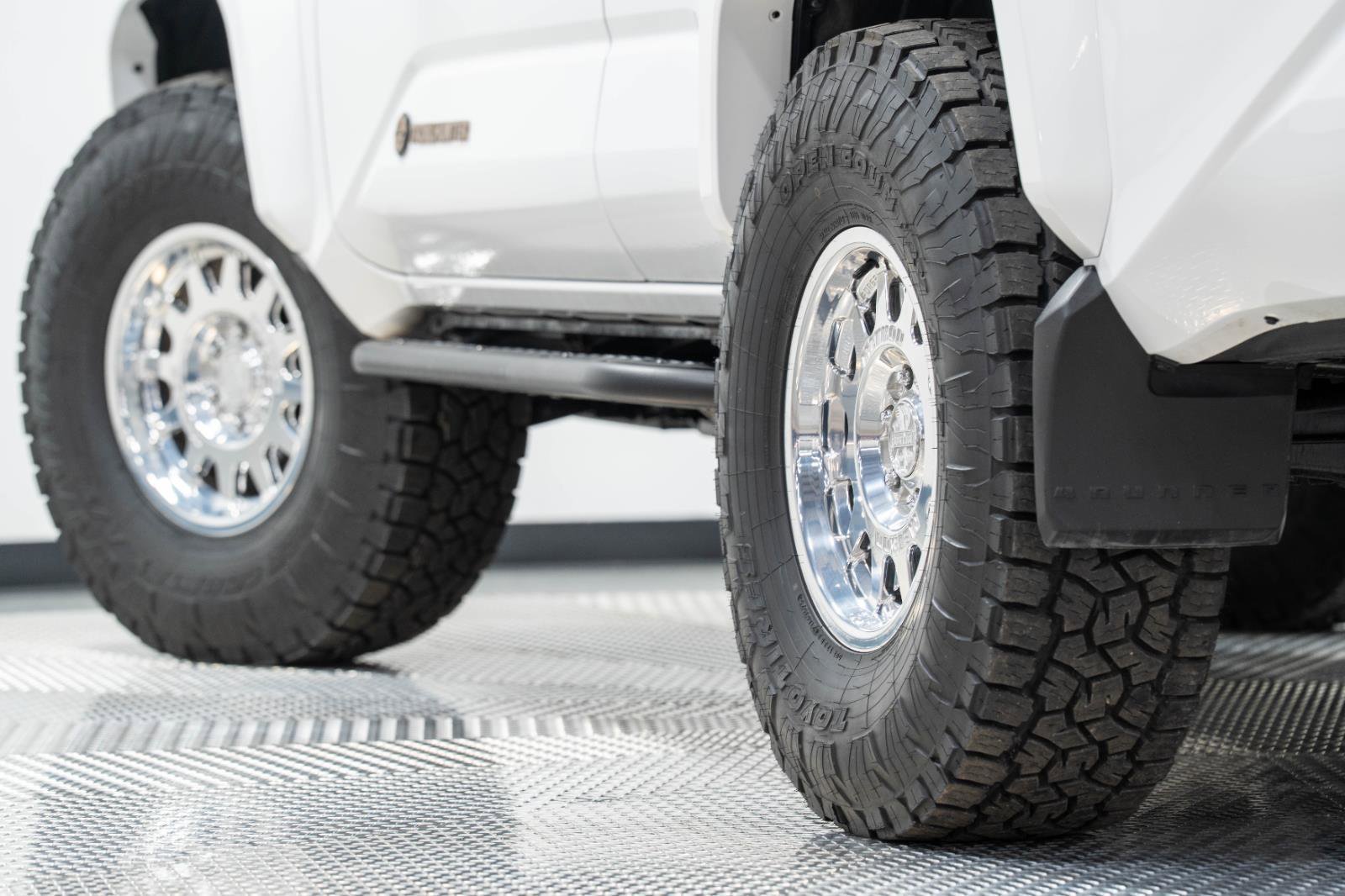 Used 2025 Toyota 4Runner Trailhunter image 33