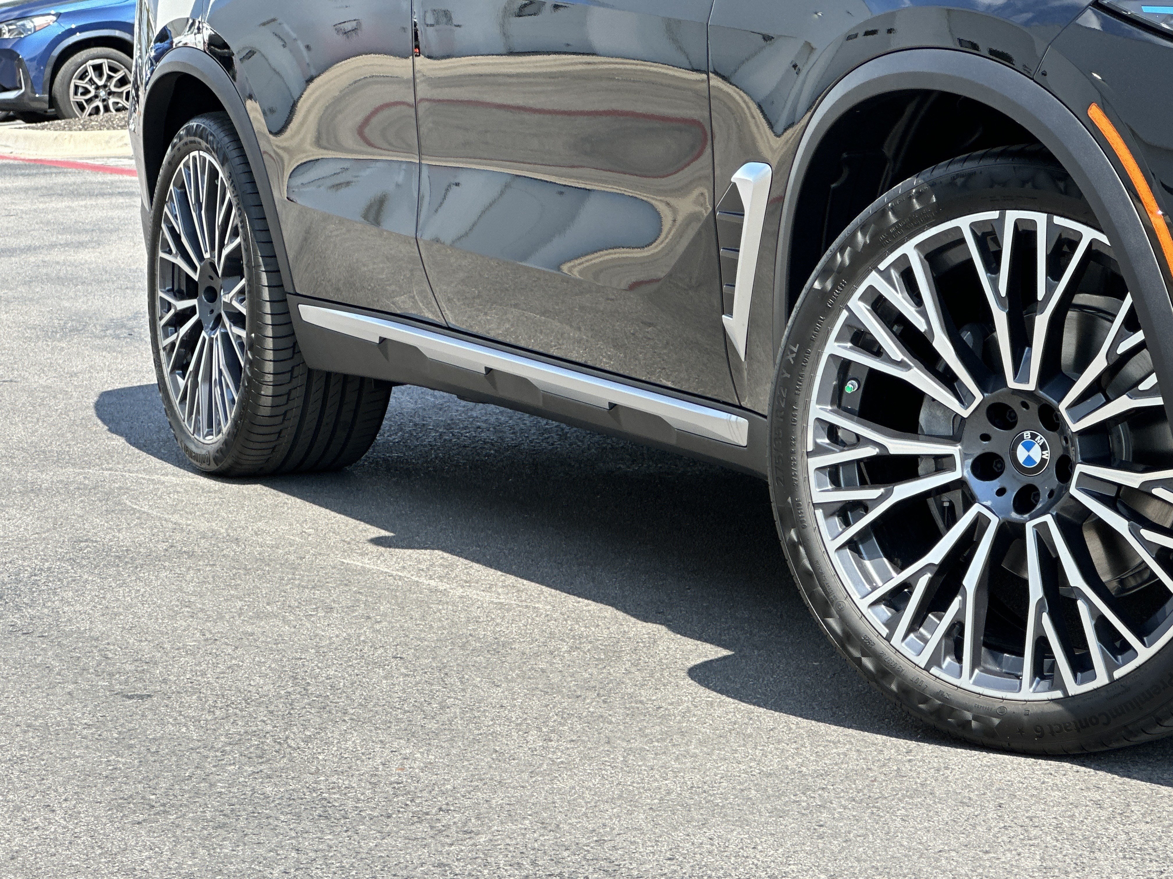 Certified 2026 BMW X5 xDrive40i AWD/4WD image 3