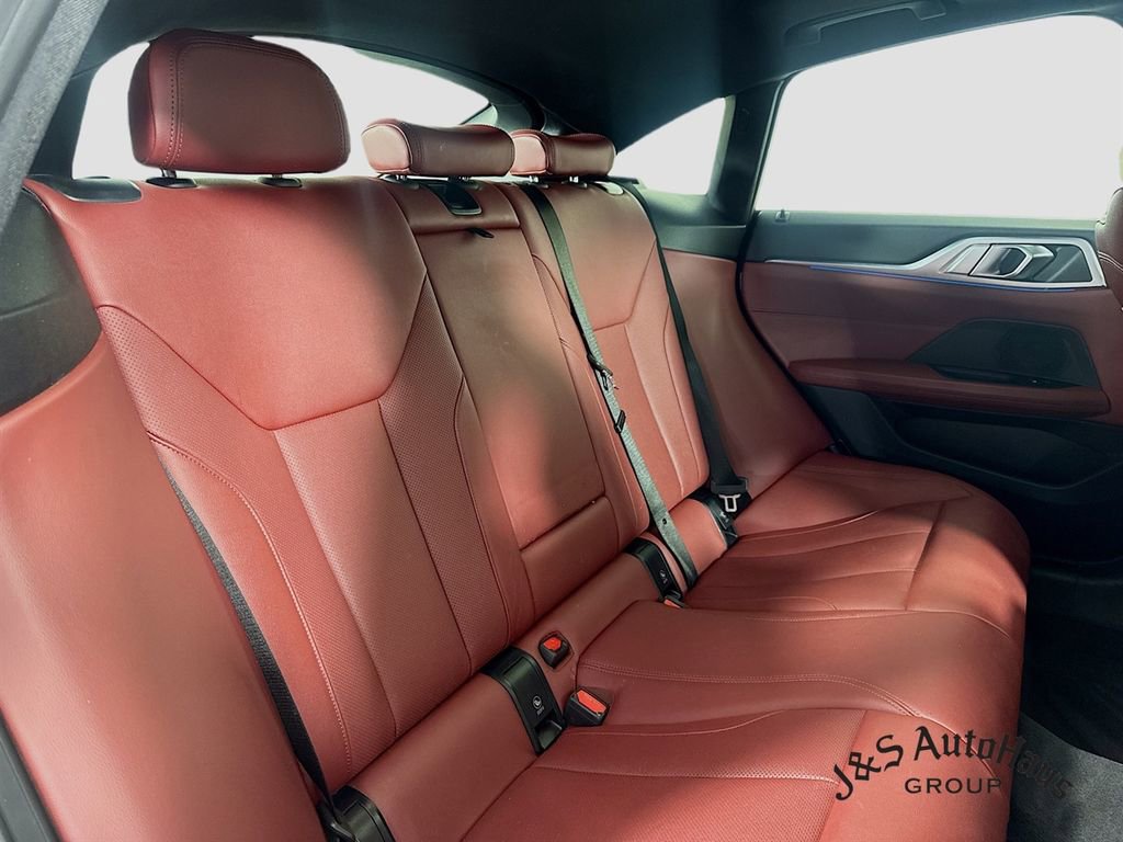 Used 2023 BMW i4 eDrive35 image 33