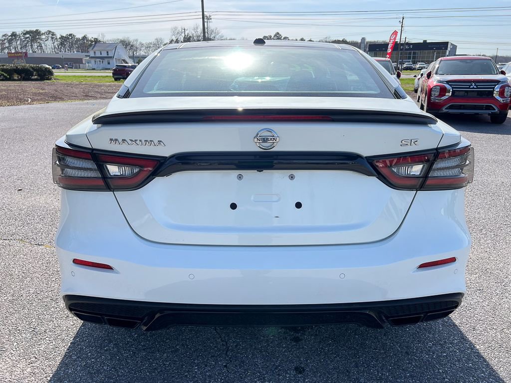 Used 2022 Nissan Maxima SR w/ Sport Mat Group image 4