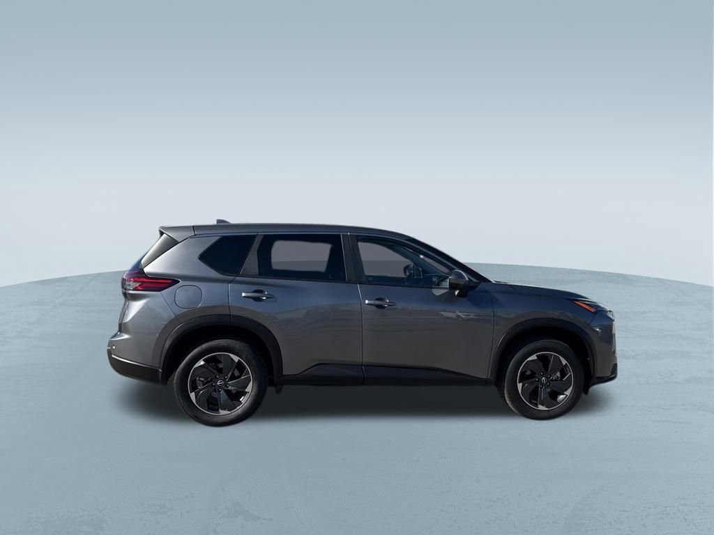 Used 2024 Nissan Rogue SV image 9