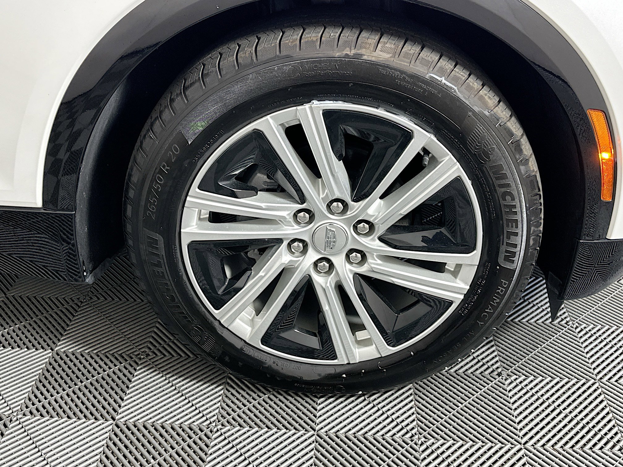 Used 2024 Cadillac Lyriq Tech image 11