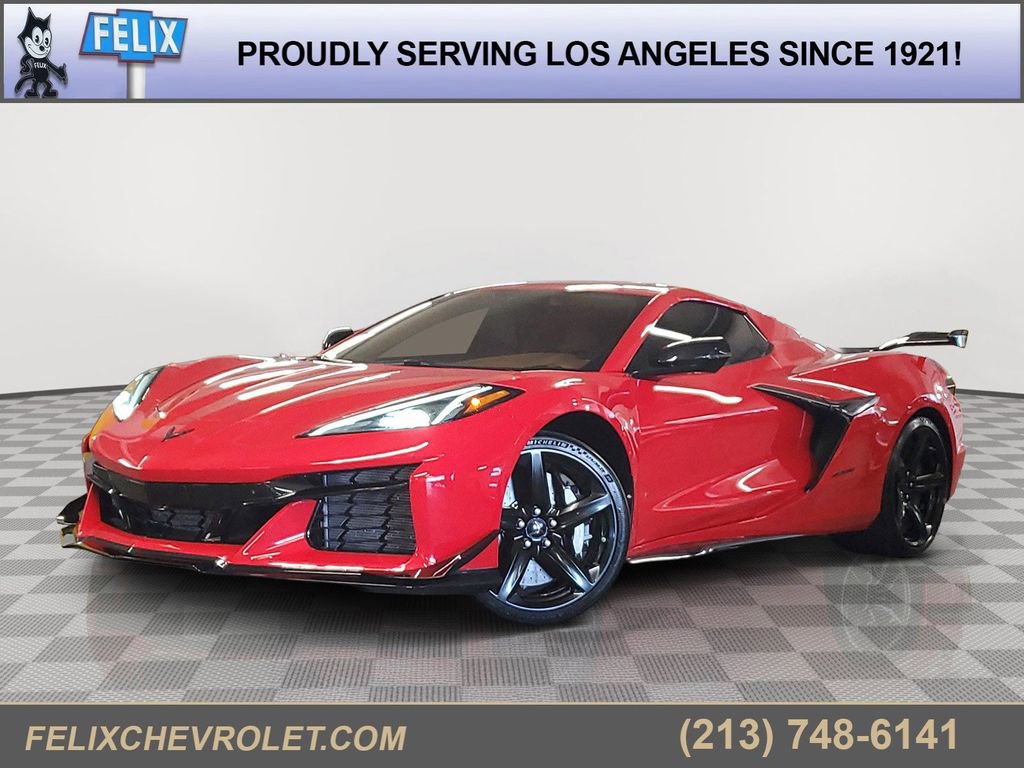 Used 2023 Chevrolet Corvette Z06 w/ Z07 Performance Package RWD image 1