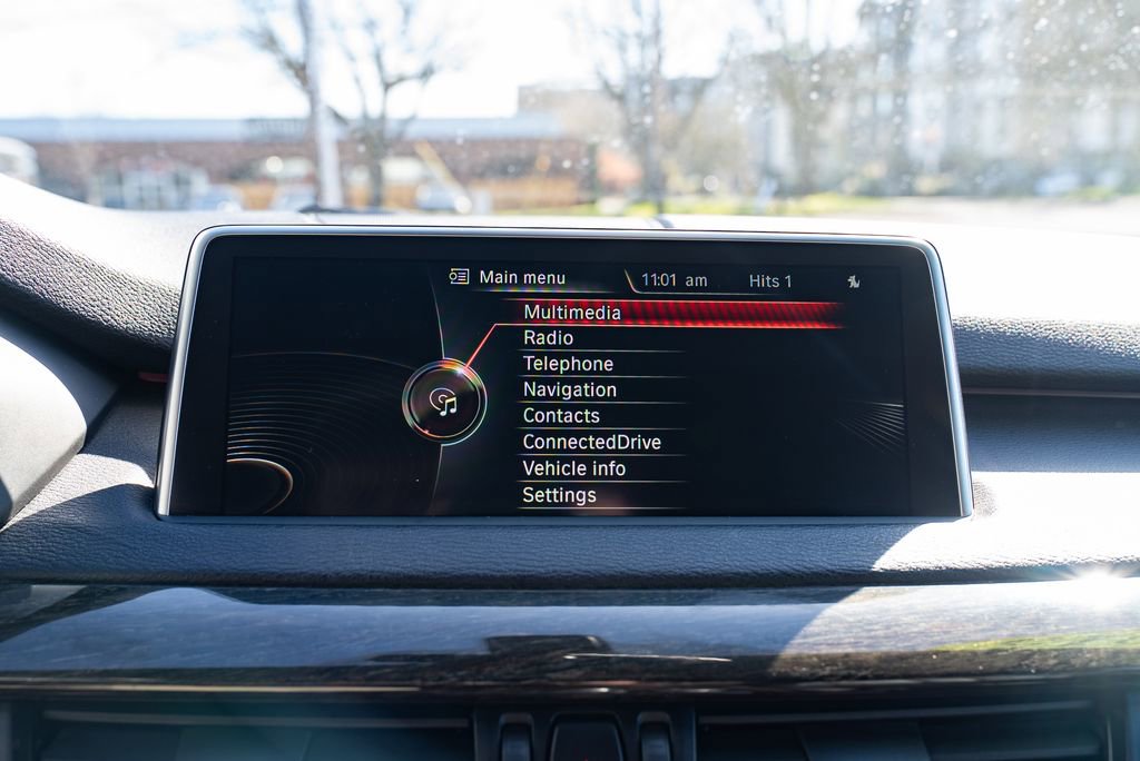 Used 2015 BMW X5 xDrive35d image 17