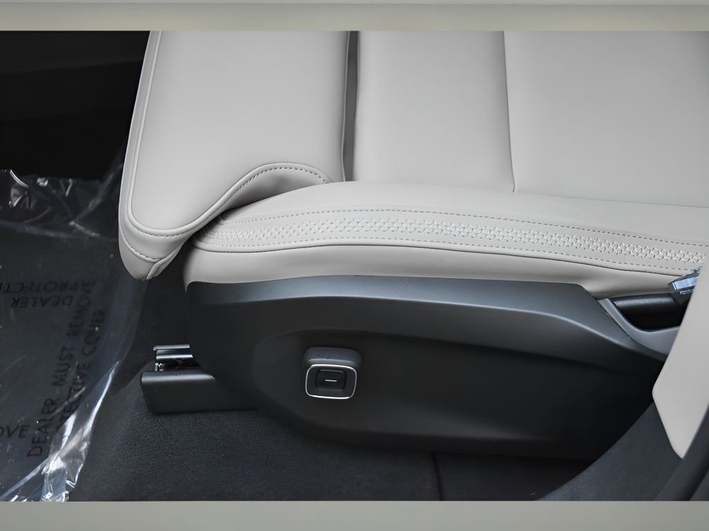 Used 2025 Volvo EX90 Ultra image 35