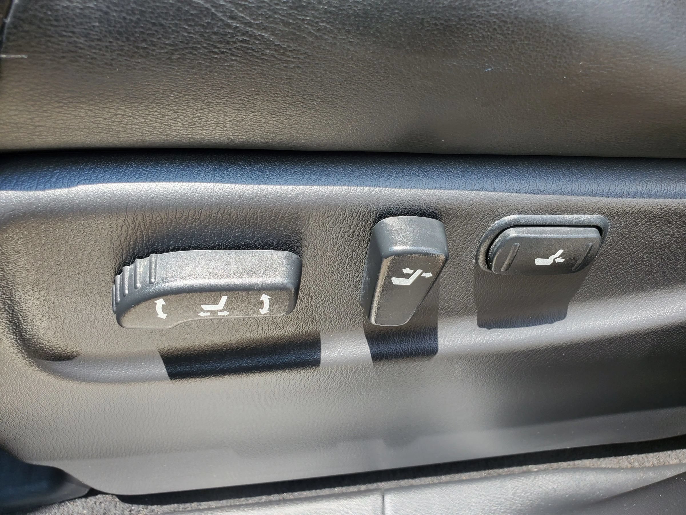 Used 2014 INFINITI QX80 4WD w/ Theater Package image 53