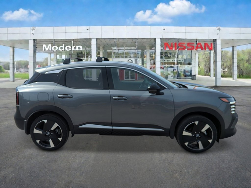 New 2026 Nissan Kicks SR w/ Cold Weather Package AWD/4WD image 6