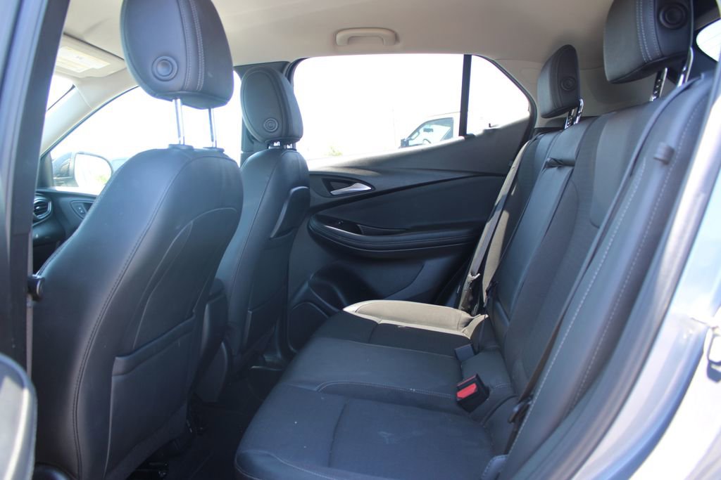 Used 2020 Buick Encore GX Select w/ Sport Touring Package FWD image 18