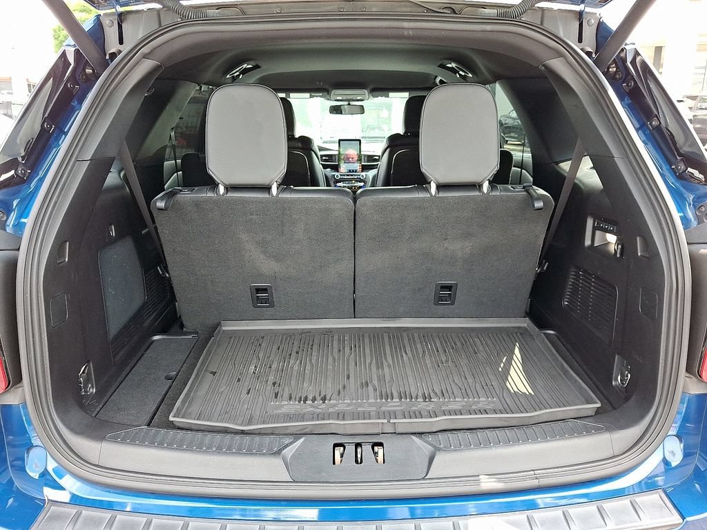 Used 2020 Ford Explorer ST w/ ST Street Pack AWD/4WD image 33