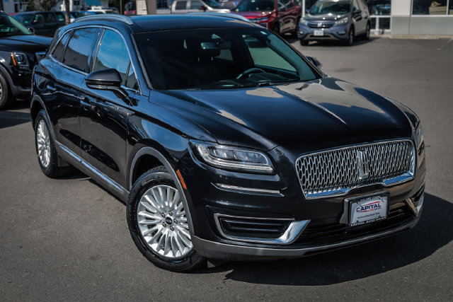 Used 2019 Lincoln Nautilus Premier AWD/4WD image 5
