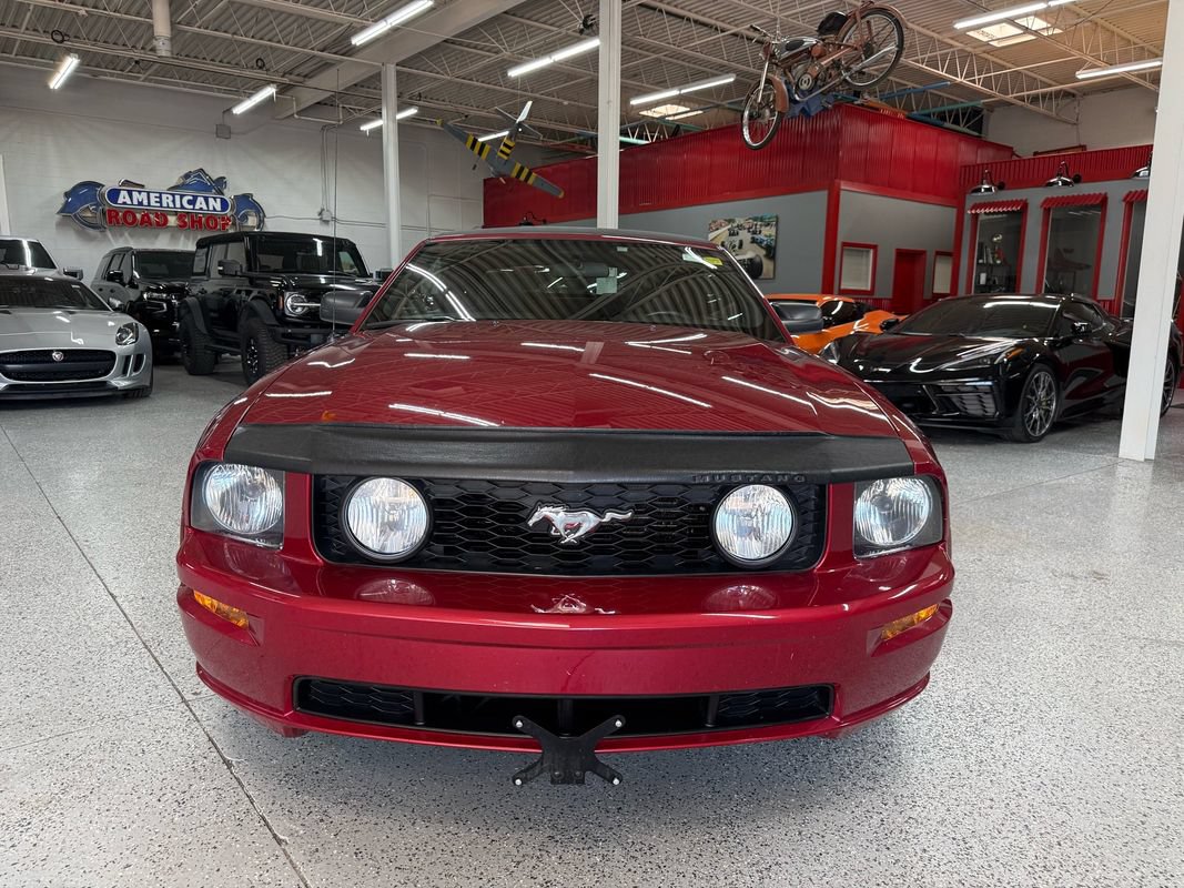 Used 2005 Ford Mustang GT RWD image 13