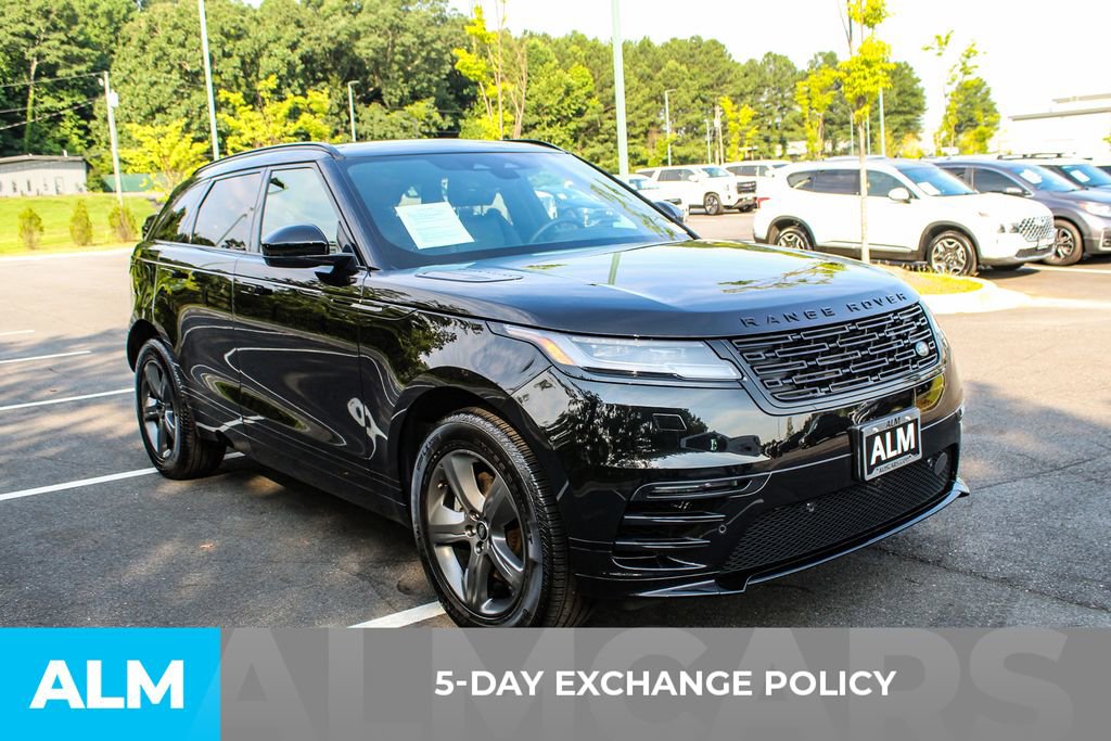 Used 2025 Land Rover Range Rover Velar Dynamic SE image 4
