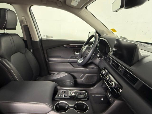 Used 2024 Honda Pilot Elite image 50