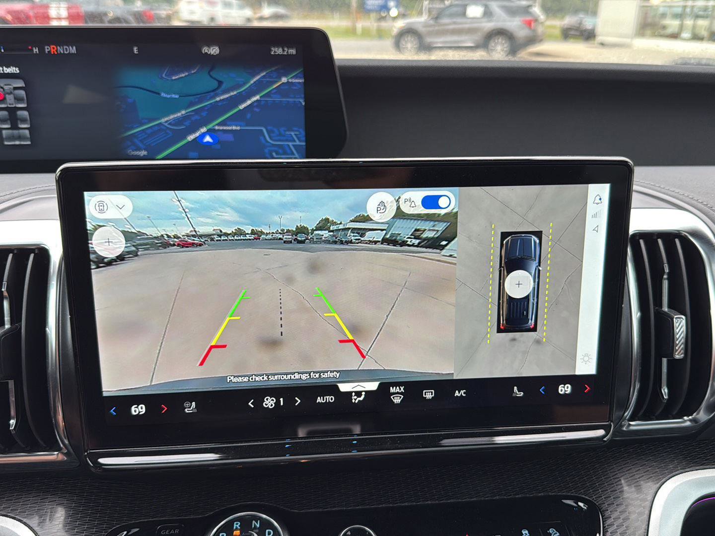 New 2025 Ford Expedition Platinum w/ Stealth Appearance Package image 21