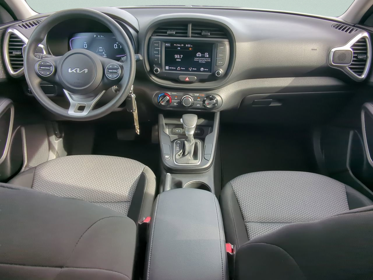 Certified 2023 Kia Soul LX w/ Option Group 015 FWD image 12