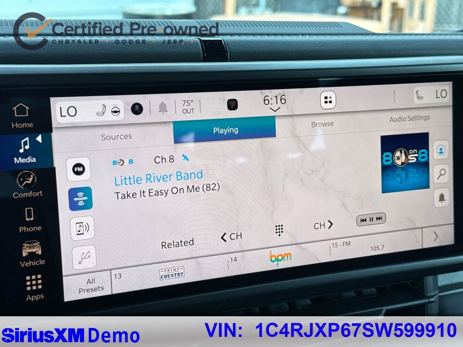 Used 2025 Jeep Wrangler Unlimited Sahara w/ Safety Group image 29