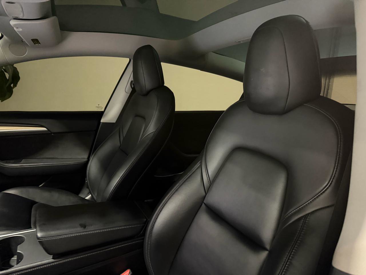 Used 2021 Tesla Model 3 Performance image 11