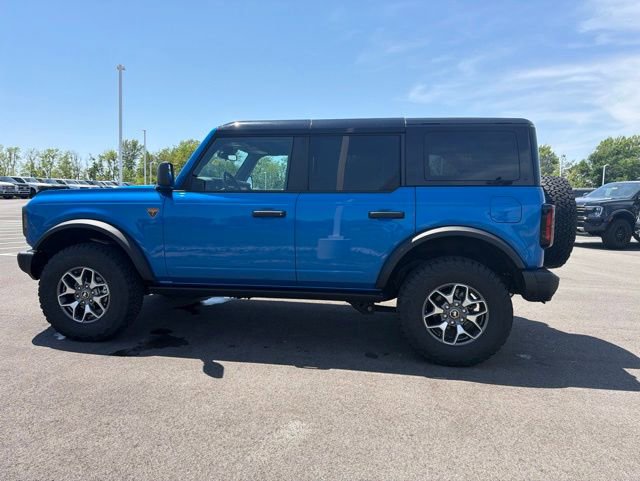 Used 2025 Ford Bronco Badlands AWD/4WD image 14