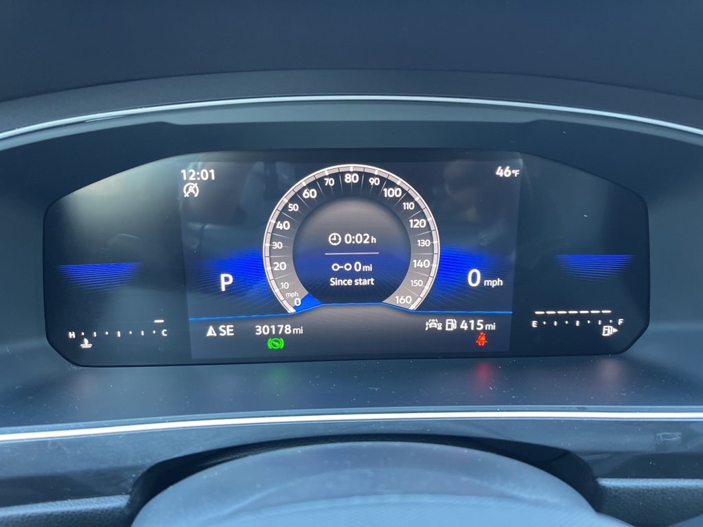 Used 2024 Volkswagen Tiguan Wolfsburg Edition image 9