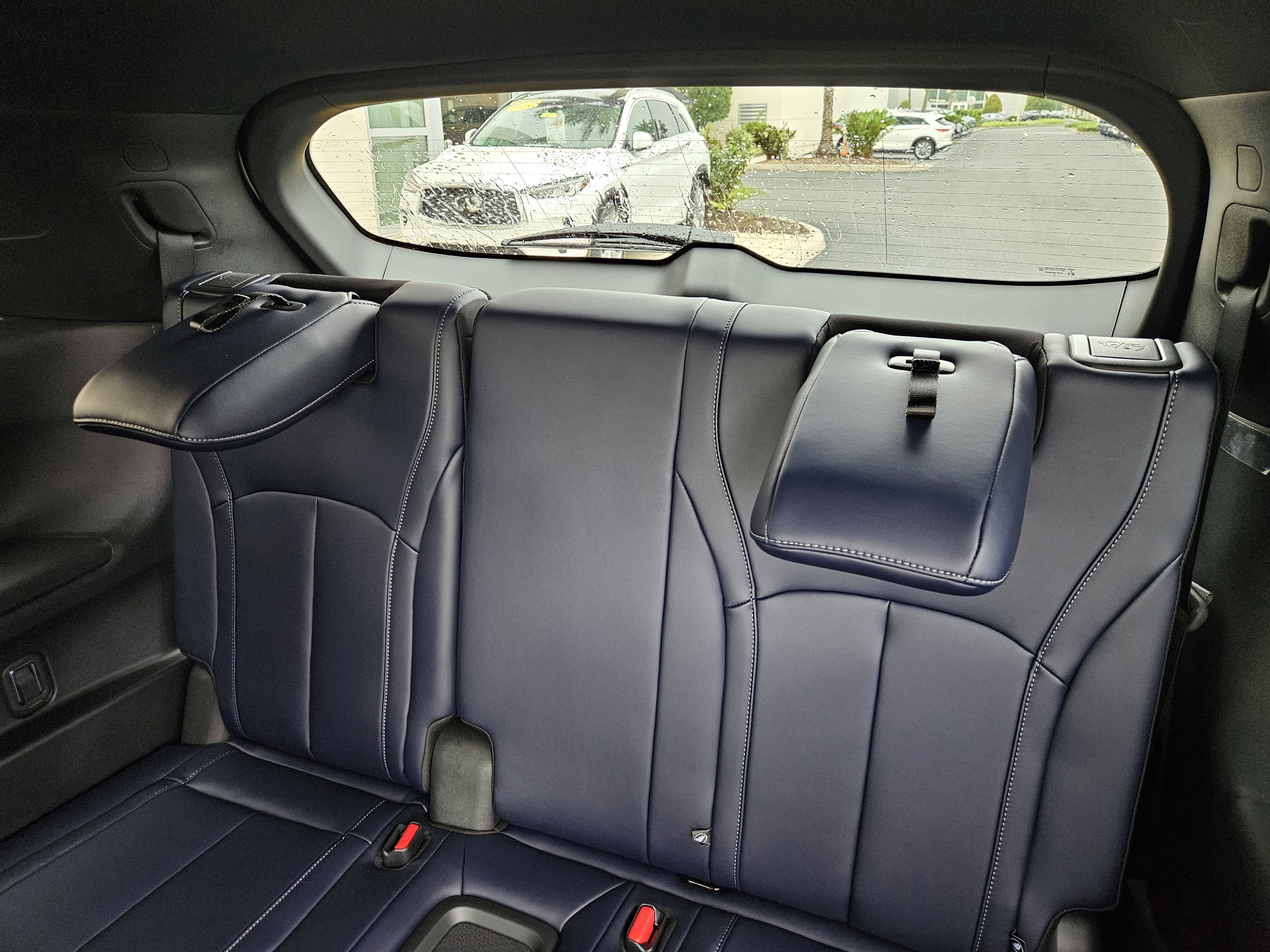 New 2026 INFINITI QX60 Luxe w/ Dark Cargo Package image 15