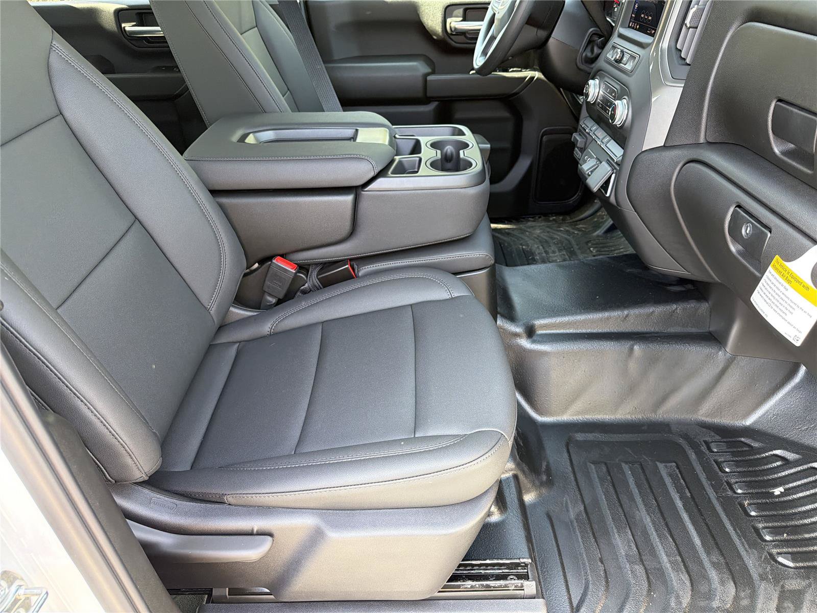 New 2026 GMC Sierra 2500 Pro w/ Convenience Package AWD/4WD image 11