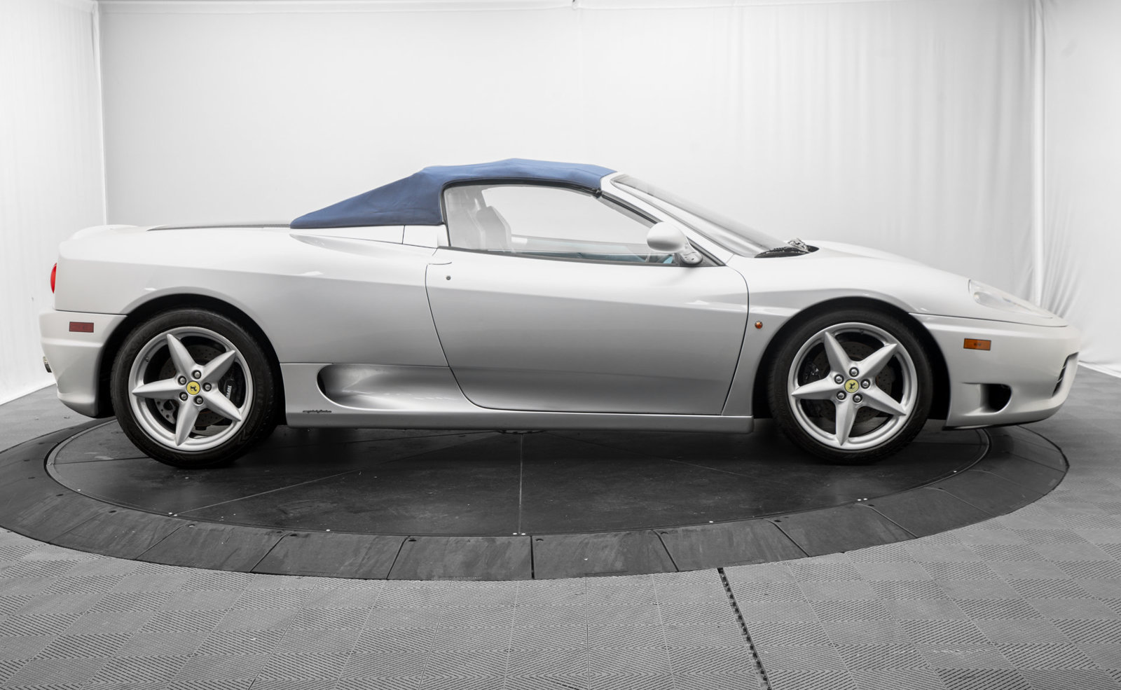 Used 2003 Ferrari 360 Spider RWD image 15