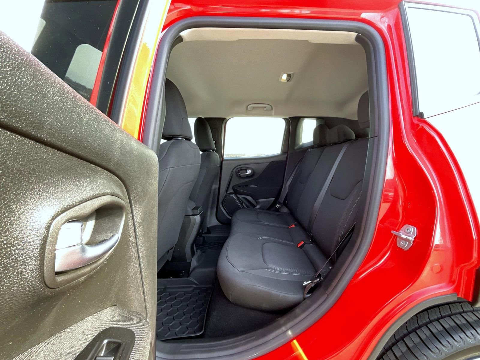 Used 2021 Jeep Renegade Sport FWD image 20