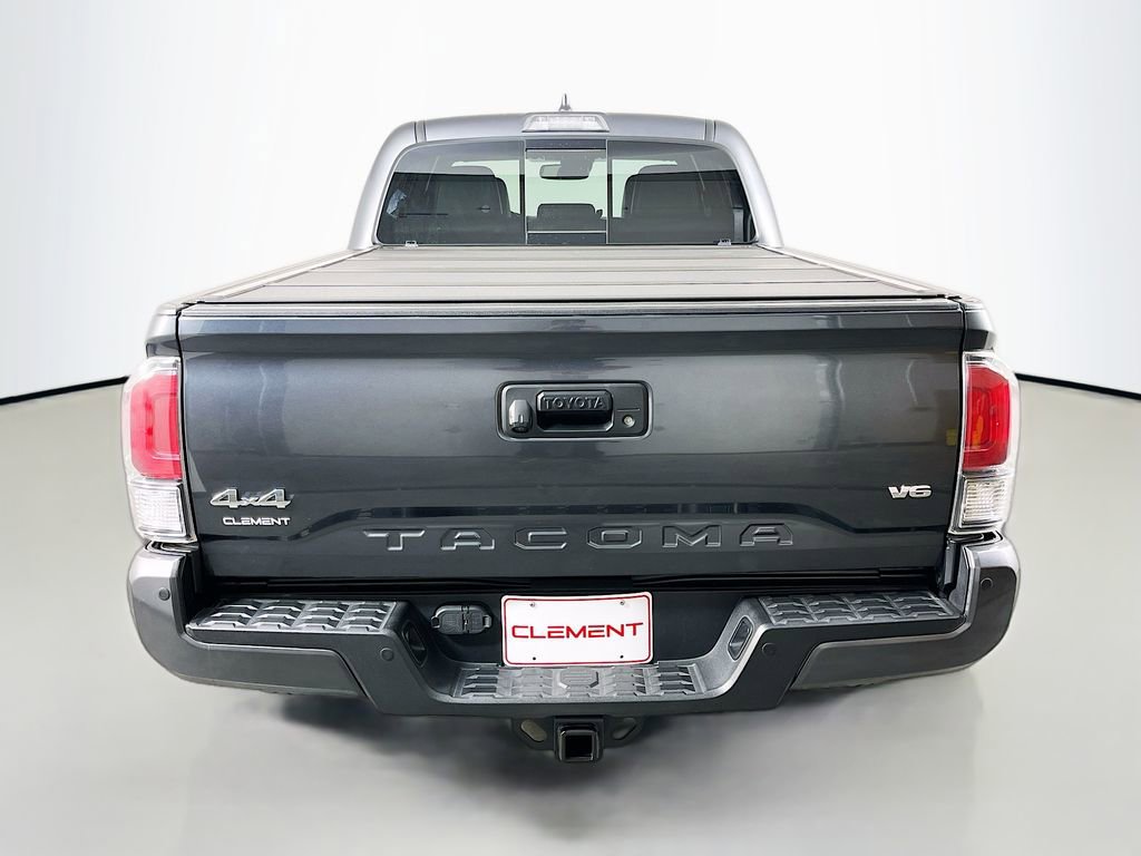 Used 2022 Toyota Tacoma Limited image 8