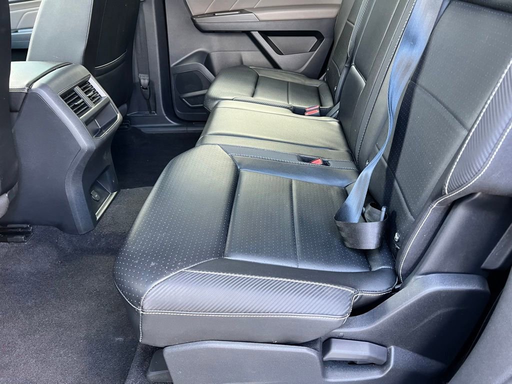 Used 2022 Volkswagen Atlas Cross Sport SE FWD image 15