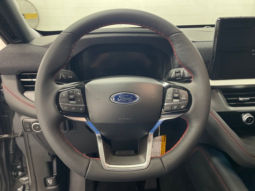 New 2026 Ford Explorer ST-Line w/ ST-Line Street Pack image 17