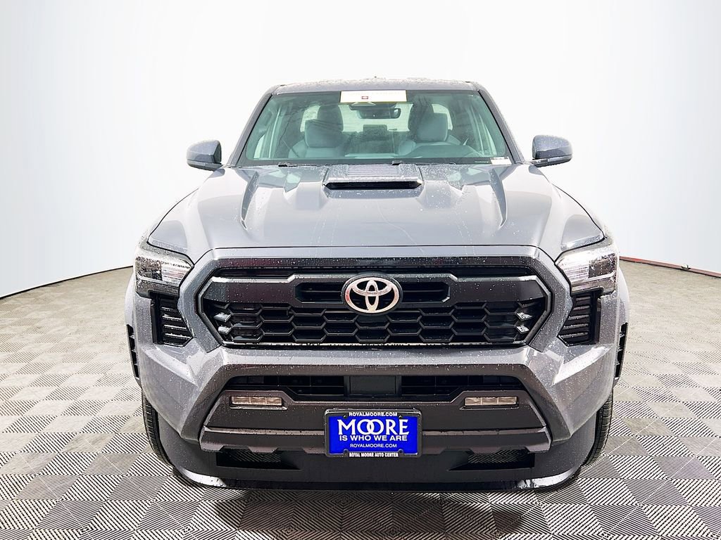 Certified 2025 Toyota Tacoma TRD Sport AWD/4WD image 3