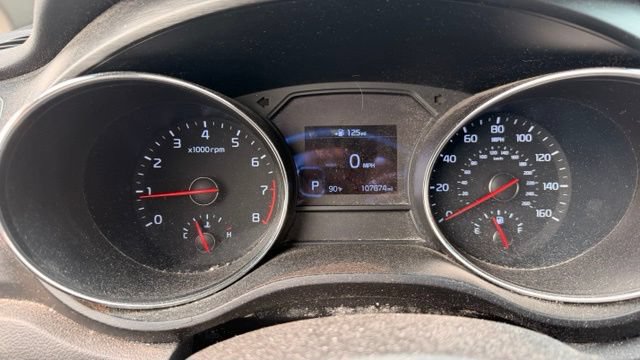 Used 2021 Kia Sedona EX FWD image 18