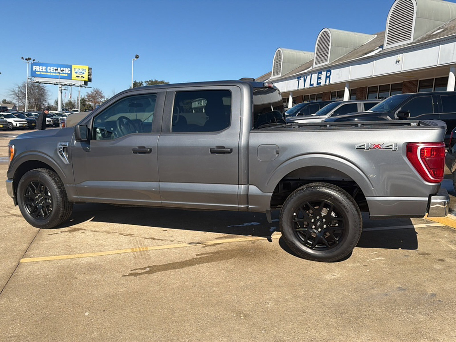 Used 2023 Ford F150 XLT AWD/4WD image 6