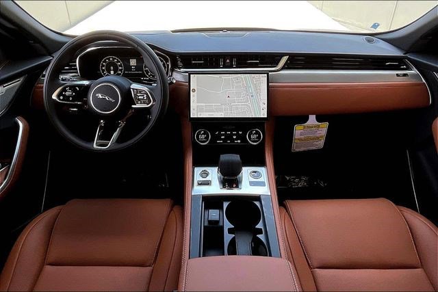 New 2026 Jaguar F-PACE R-Dynamic S image 5