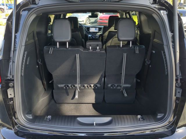 New 2026 Chrysler Voyager LX image 14