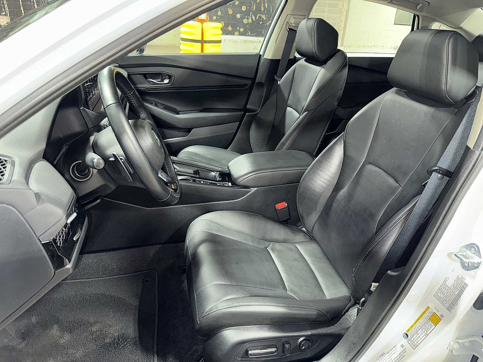 Used 2025 Honda Accord EX-L image 15