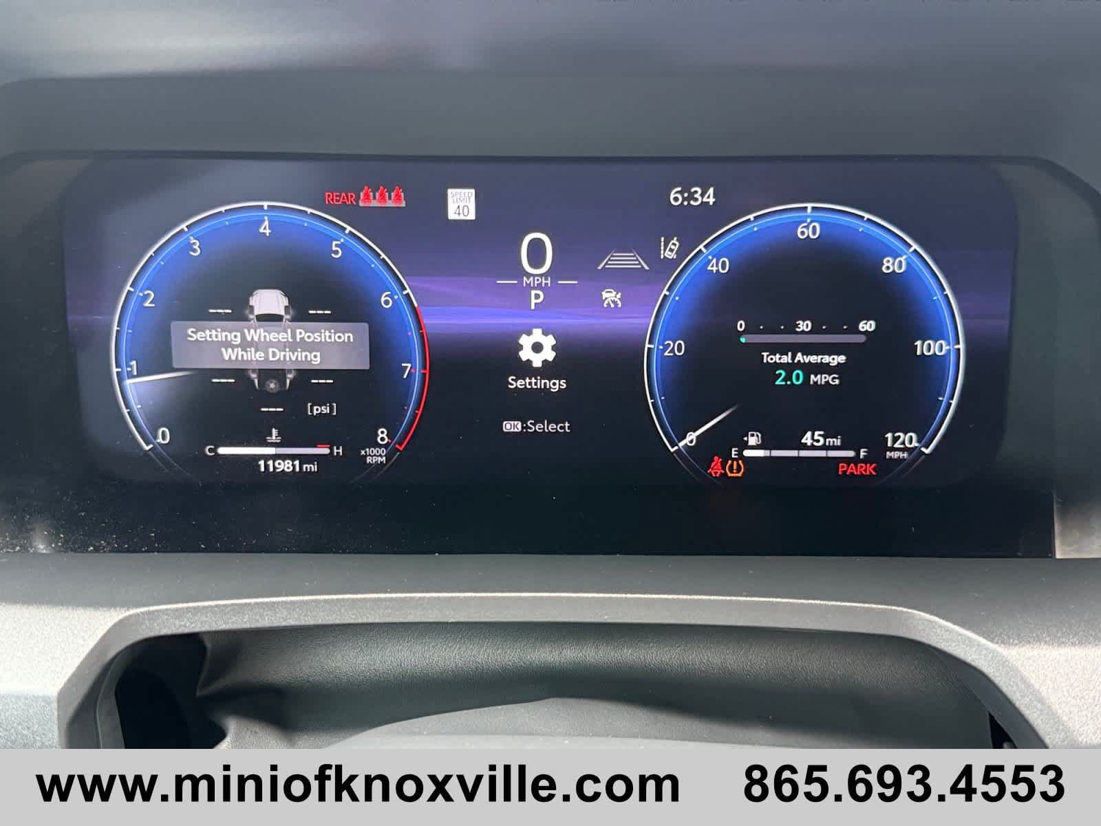 Used 2024 Toyota Tacoma TRD Sport AWD/4WD image 35