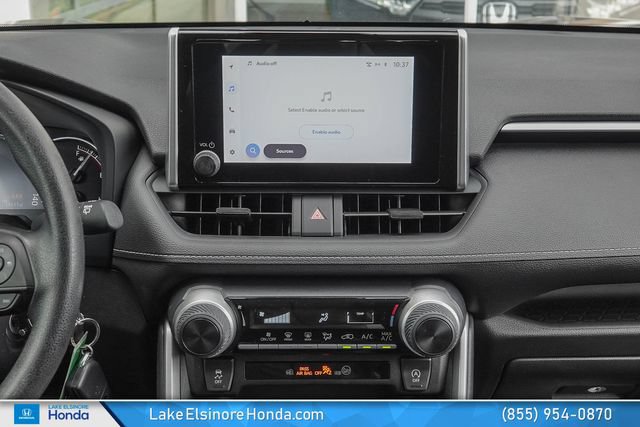 Used 2023 Toyota RAV4 LE AWD/4WD image 20