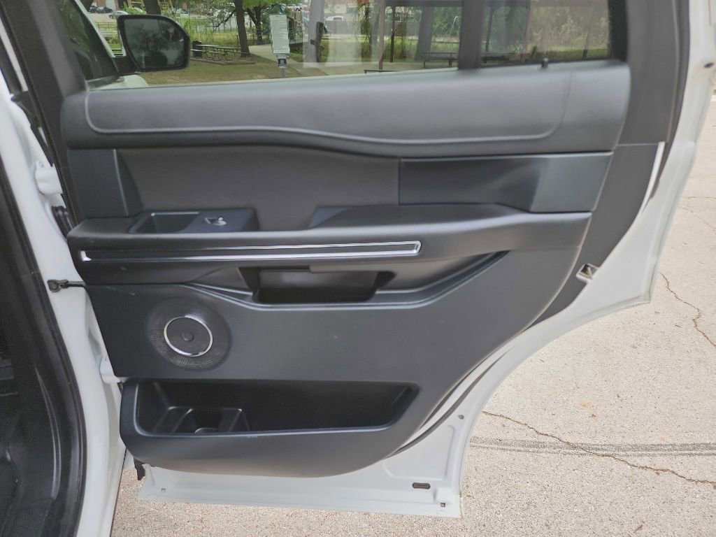 Used 2018 Ford Expedition XL image 29
