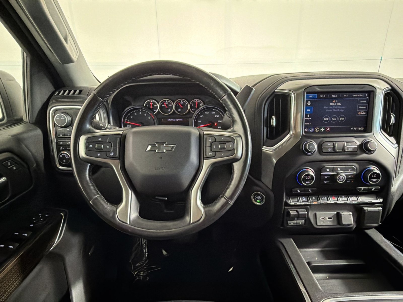 Used 2020 Chevrolet Silverado 1500 LT Trail Boss AWD/4WD image 16