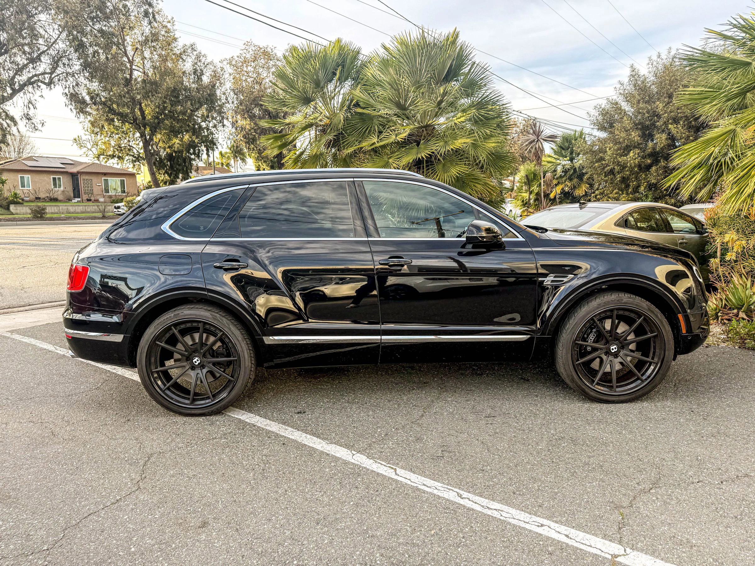 Used 2020 Bentley Bentayga image 15