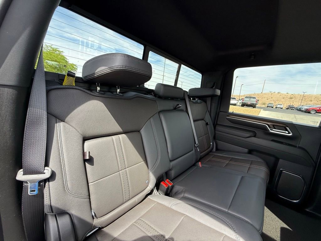 Used 2024 Chevrolet Silverado 3500 High Country w/ High Country Premium Package image 20