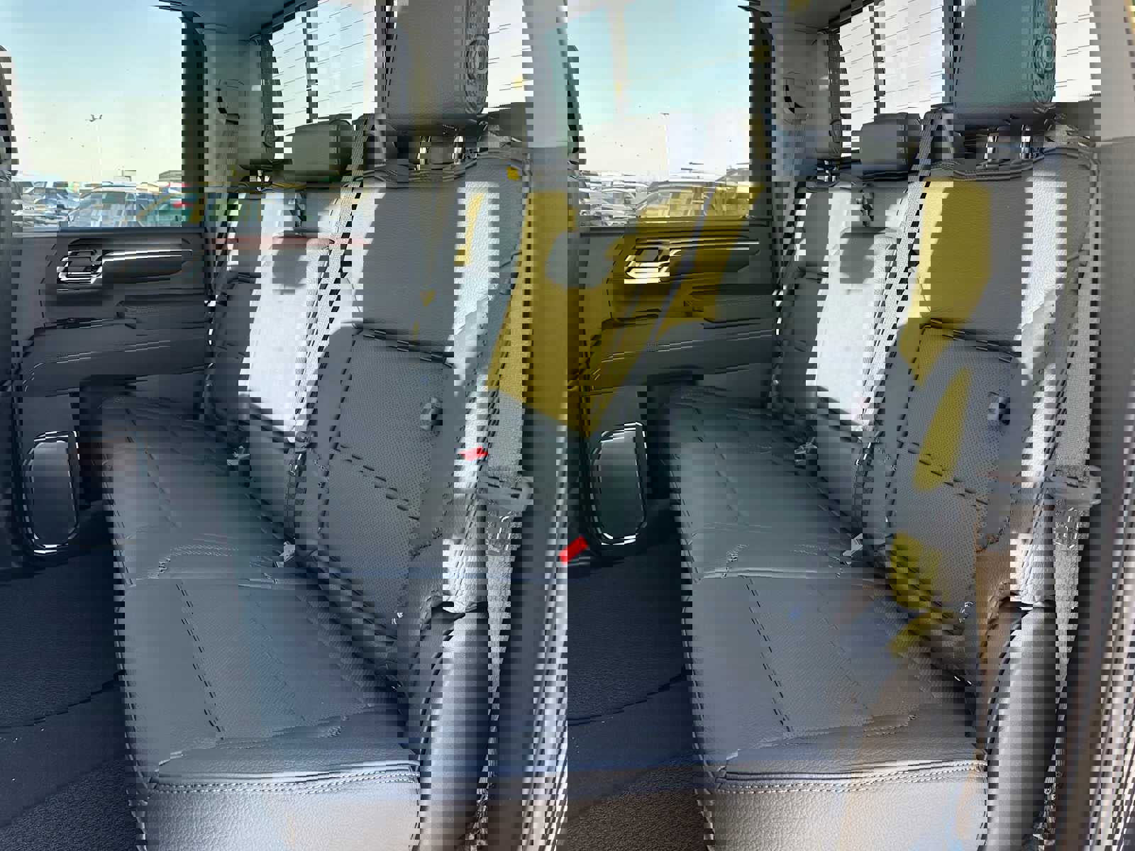 New 2026 GMC Sierra 2500 Denali w/ Denali Reserve Package image 17