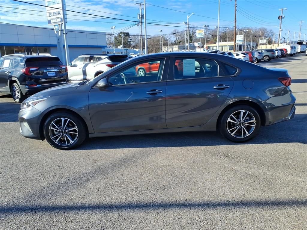 Used 2024 Kia Forte LXS image 7