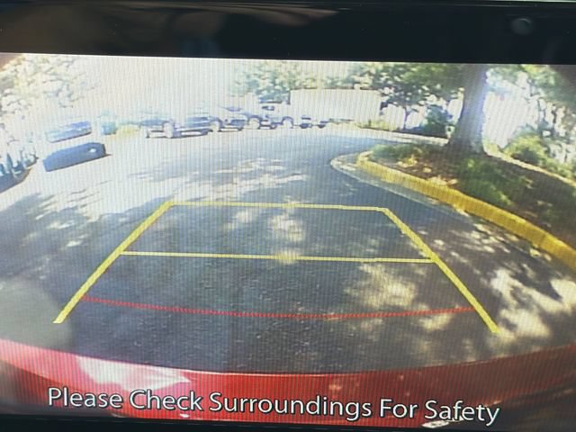 Used 2018 MAZDA MAZDA3 Touring FWD image 29