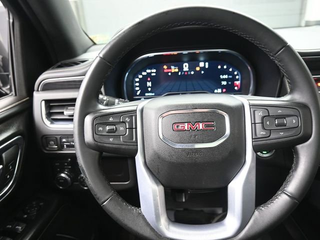 Used 2023 GMC Yukon XL SLT image 8