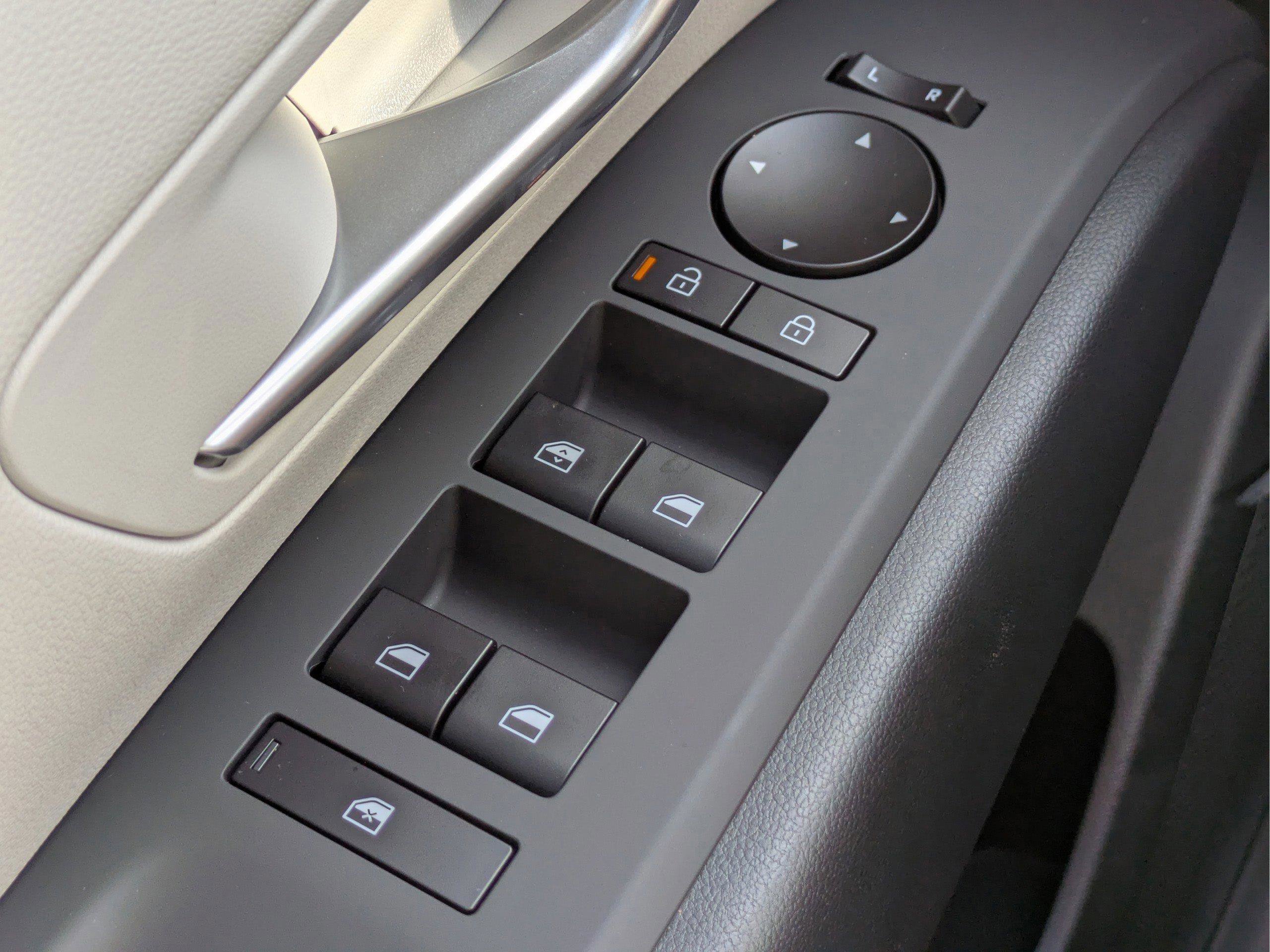 New 2026 Hyundai Tucson SE image 26