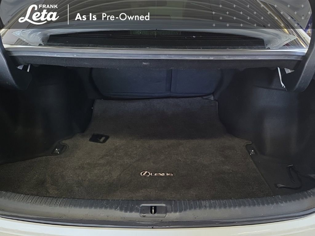 Used 2016 Lexus IS 200t RWD image 28